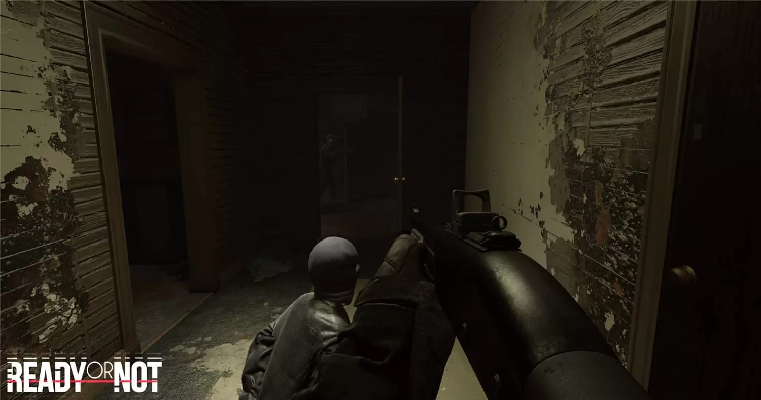 《严阵以待》v94572中文版